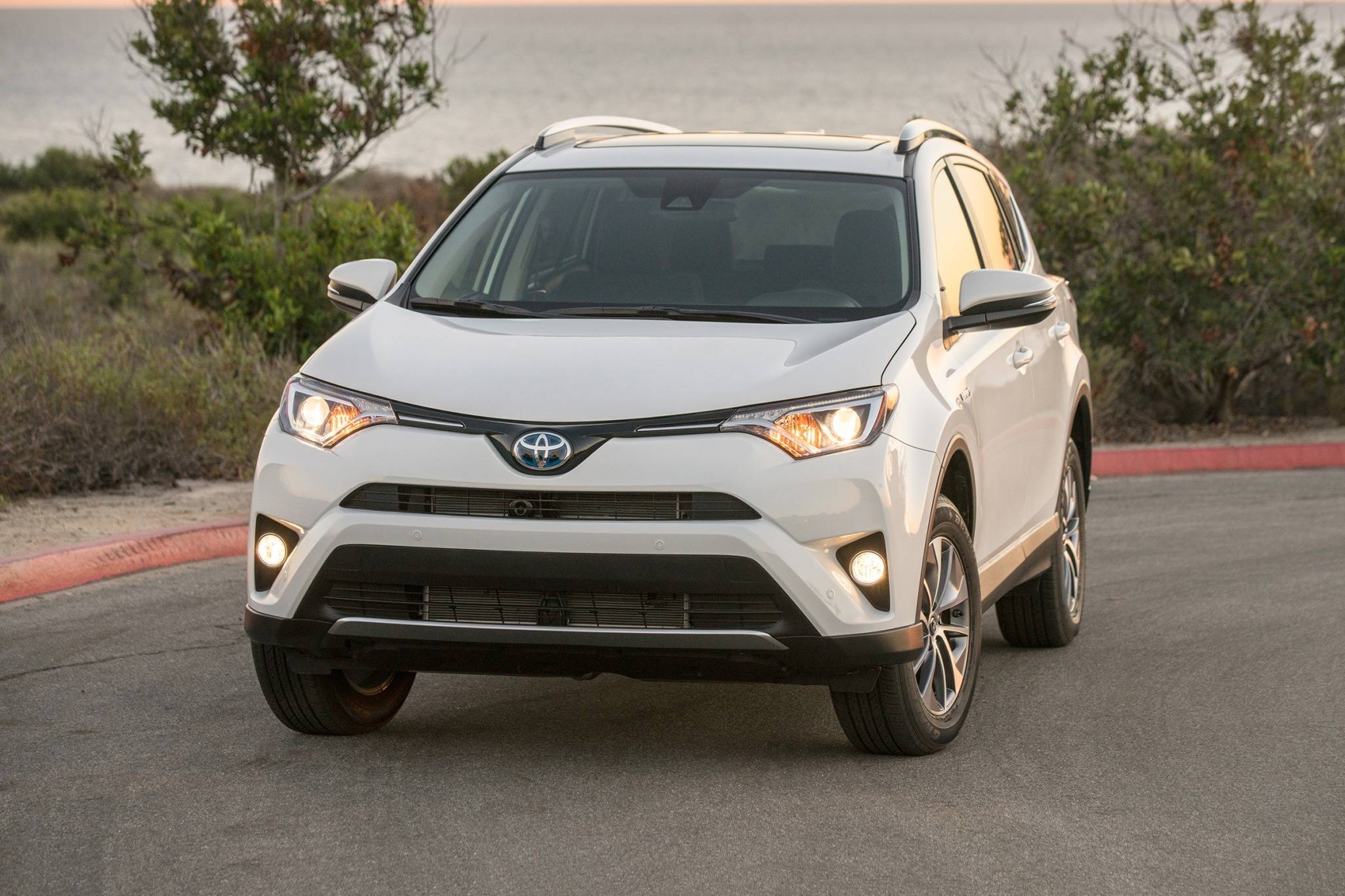 Rav4 exclusive 2017